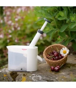 Westmark Kirschentkerner -Gardena Store 209031 WE MO 001 WestmarkKirschentkerner