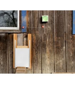 KERBL Hühnerstallzubehör Automatische Hühnertür Komplett-Set -Gardena Store 6829923 WE D 005 KerblSetAutomatischeHuehnertuermitTuer220x330mm